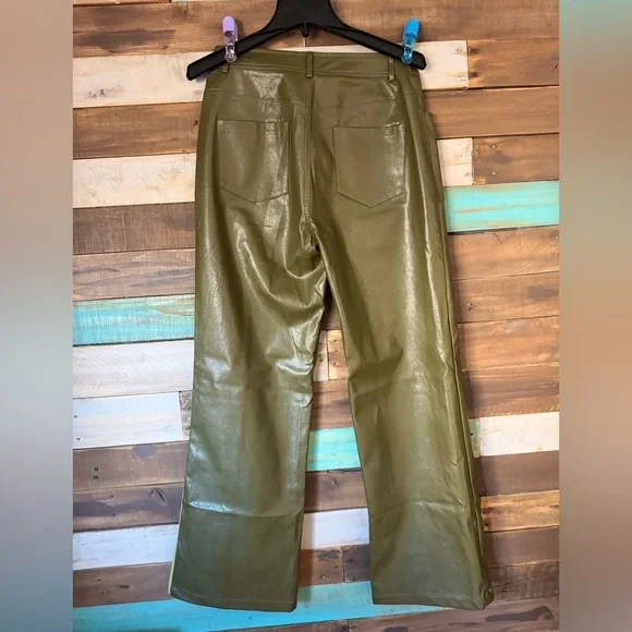 Colorblock Faux Leather Pants - Picture 4 of 5